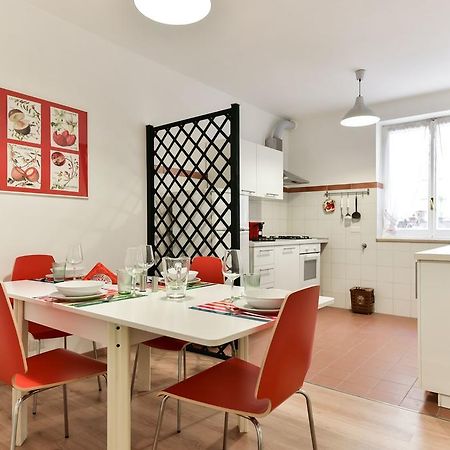 Red & White Vatican Apartment 罗马 外观 照片