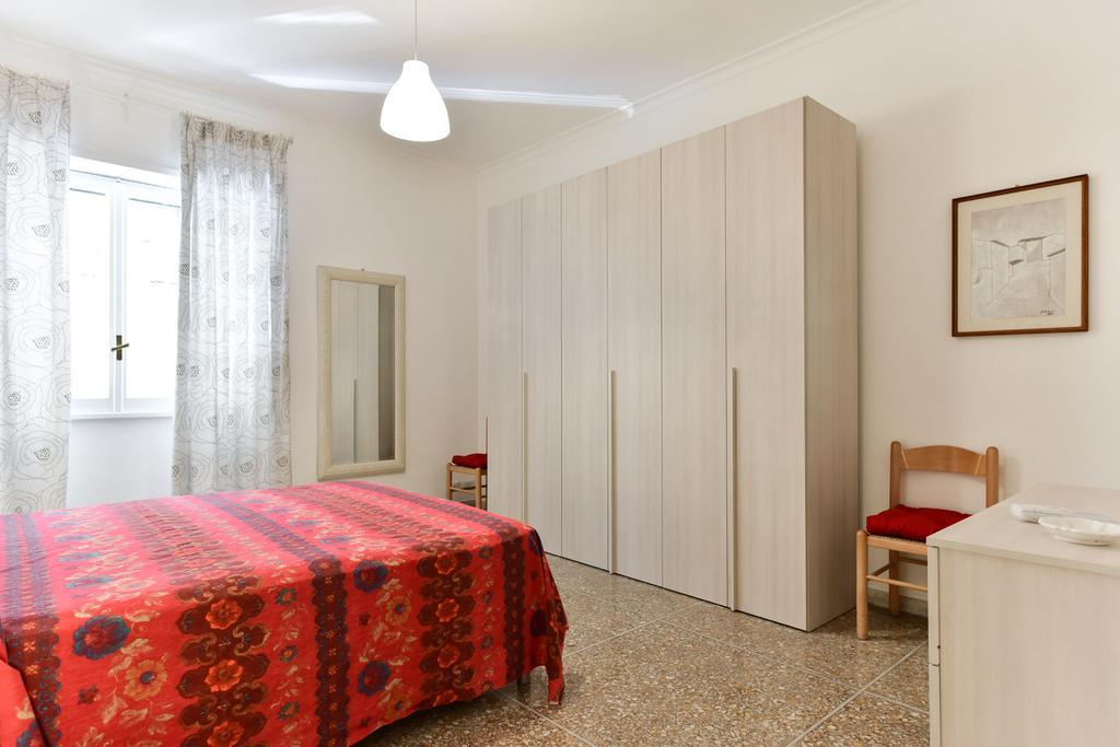 Red & White Vatican Apartment 罗马 外观 照片
