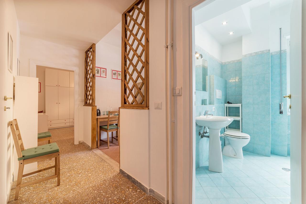Red & White Vatican Apartment 罗马 外观 照片